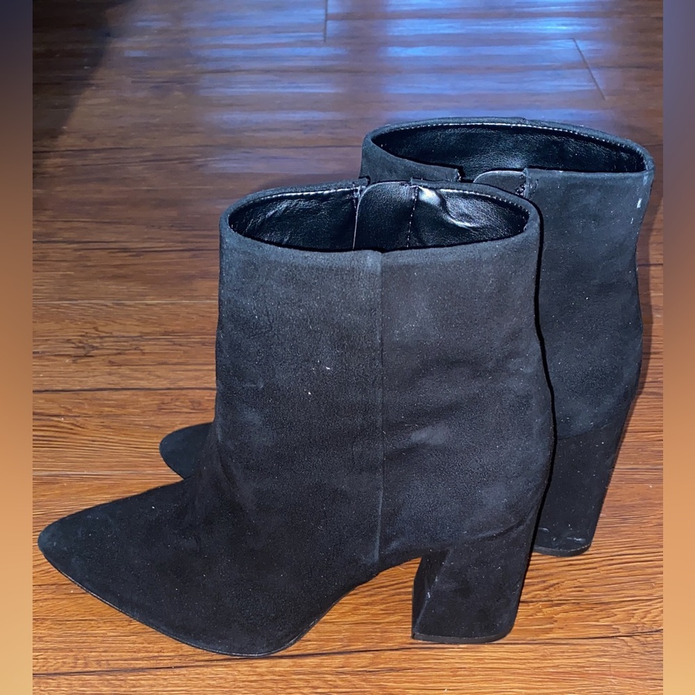 Black velvet heels